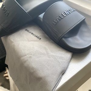 Balenci Slides matte